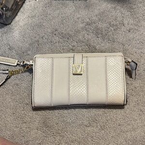 Victorias Secret Ivory Textured Clutch purse